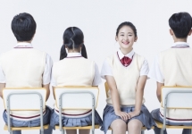 䰶 ̹