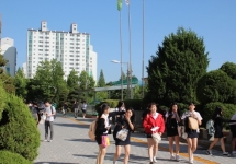 䰶 ̹