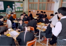 䰶 ̹