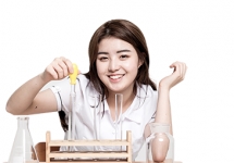 䰶 ̹