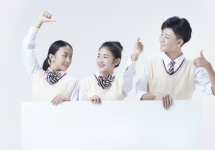 䰶 ̹