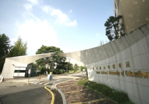 䰶 ̹