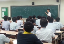 䰶 ̹
