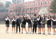 䰶 ̹