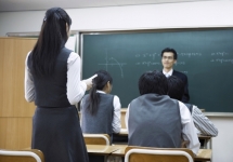 䰶 ̹